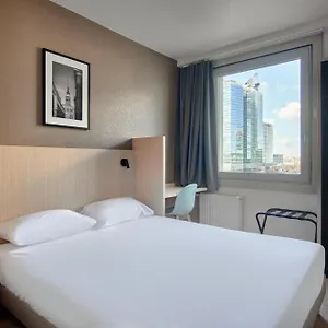 Premiere Classe Centrum Varşova