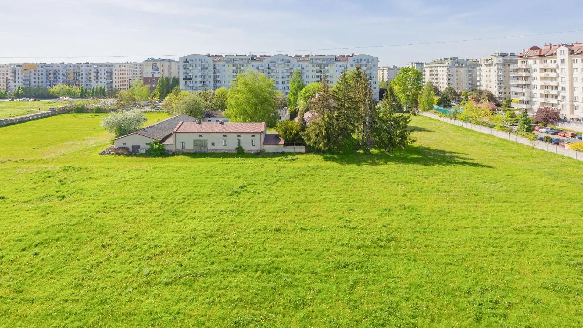 Spacious Apartment With Parking And Balcony By Noclegi Renters Warsaw 0*,  Poland
